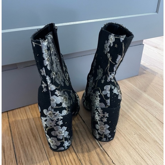 Indigo Rd Brooke Black Booties - Picture 3 of 12